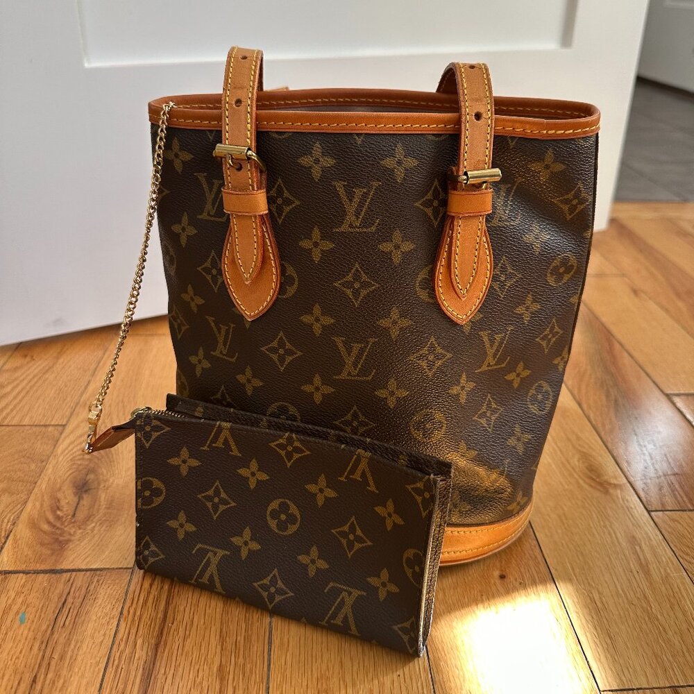 Vintage Louis Vuitton Petit Bucket Bag with Pouch EUC